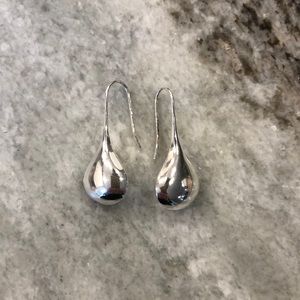 Sterling Silver Tear Drop earrings **Brand New!